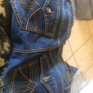 (61) EARL Jean shorts Size 22w